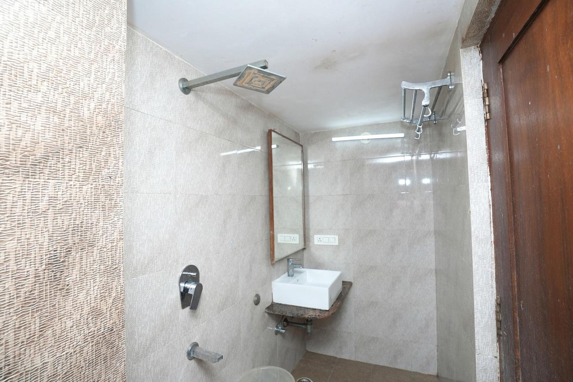 Hotel Madurai Near Central Bus Stand, Udaipur Esterno foto